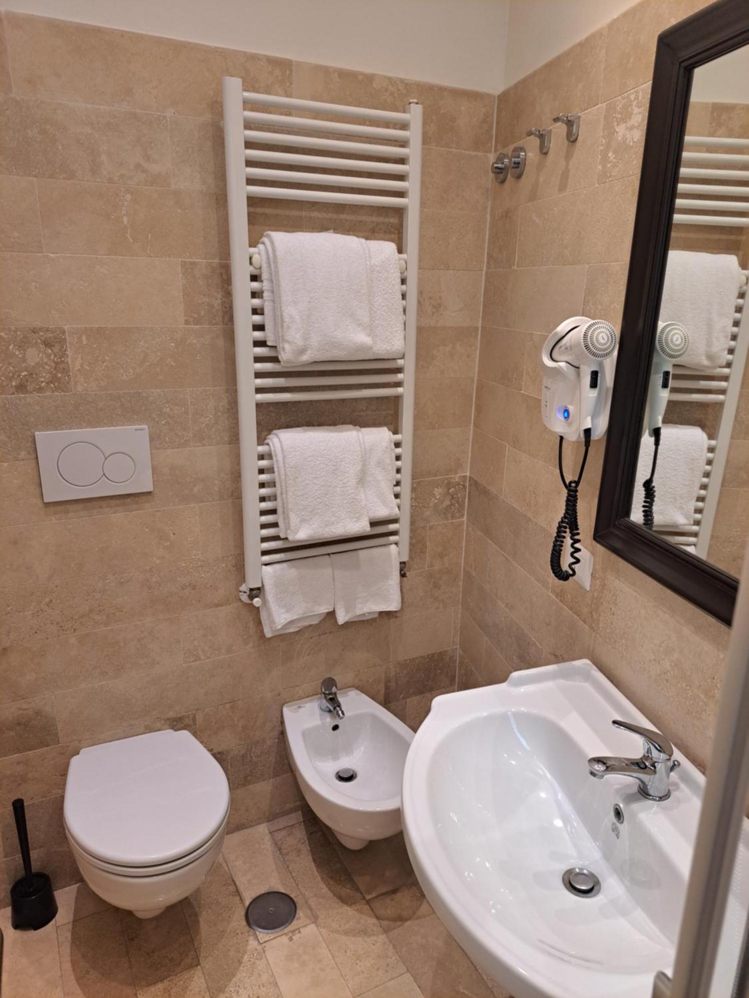 Hotel Dei Quiriti Suite Rome Exterior photo